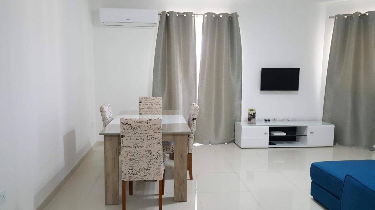 The Carobs Apartment Марсаскала Екстериор снимка