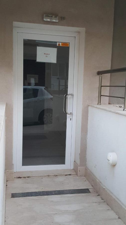 The Carobs Apartment Марсаскала Екстериор снимка